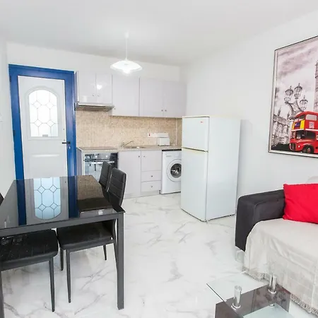 Must - Evripidou Flats Appartamento Larnaca